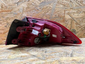 Leve zadní světlo Hyundai Tucson 2015-2018 - 2