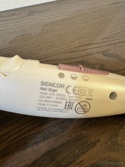 Fén na vlasy Sencor - 2