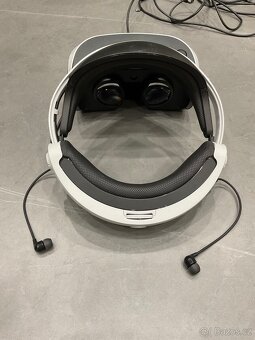 Sony PlayStation VR (v2) - 2