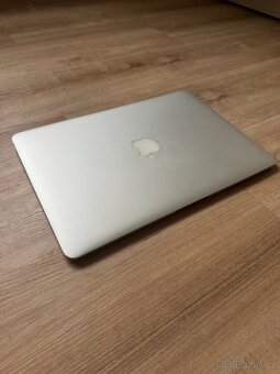 MacBook Air 13" (2017), Intel i5, 8 GB RAM - 2
