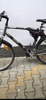 Kolo Giant Queens Park - 2