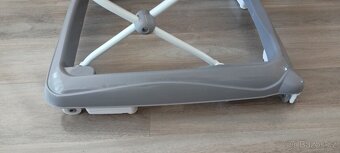 Dětské chodítko - 2