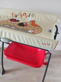 Přebalovací pult - 2