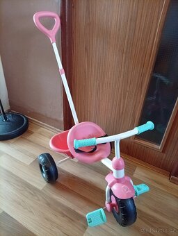 Růžová tříkolka - 2
