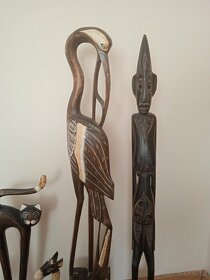 Dřevěné sochy- žirafy, pták, kočka - 2