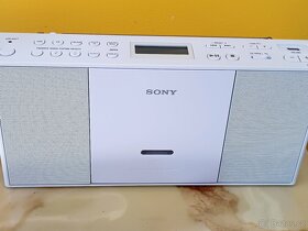 Sony ZSPE60 - 2