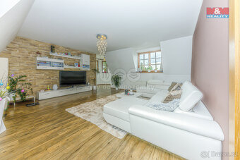 Prodej rodinného domu, 295 m², Praha, ul. Dobrošovská - 2
