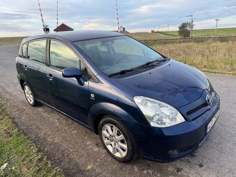 Toyota Corolla Verso 1,8 VVT-i 95 KW r.v. 2004 .Nová STK - 2