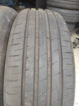 Prodám letní pneu 205/60/16 Goodyear Eficient grip 92H - 2