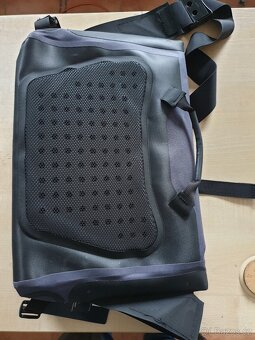 NOVÁ nepromokavá taška SEAL-LINE URBAN SHOULDER BAG - 2