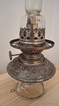 Starožitná vídeňská petrolejová lampa - 2