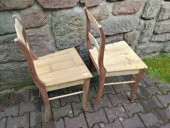 staré židle po renovaci - 2