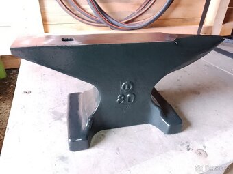 Kovarska kovadlina 80kg - TOP STAV - 2