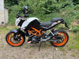 KTM duke 390 - pekny stav Nova Stk - 2