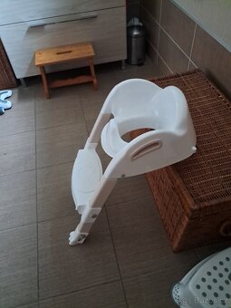 Schůdky na wc - 2