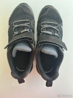 Adidas - 2