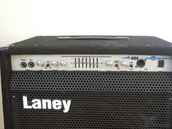 Basové kombo Laney RB8 300W 1x15" - 2
