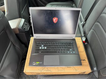 MSI Thin A15 RTX 4050 - 2