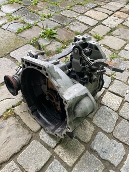 Manuální převodovka 5q na 1.9TDI 77kw BKC, BXE, BLS, BJB - 2