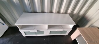 Stolek pod tv Ikea - 2