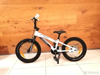 Pěkné dětské kolo 16" Specialized - 2