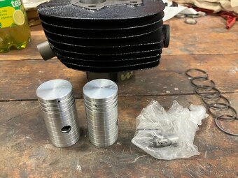 Manet 90 dvou píst originál vybroušený válec TOP - 2