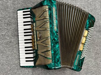 Harmonika, MELODIA VIII. - 2