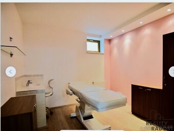 Prodej obchodního prostoru - 2