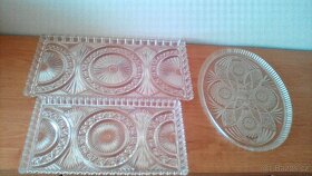 Retro tácky, servírovací podnosy - plast, kov-nerez aj. - 2