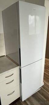 Lednička se spodním mrazákem Candy - 2