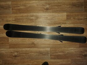 Prodám dětské lyže Head délka 107 a lyžáky Nordica 220-235 - 2