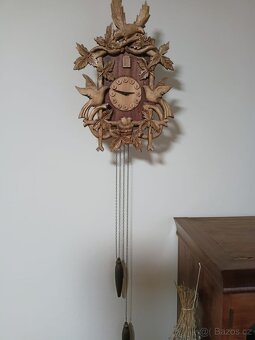 Ručně vyřezávané hodiny - 2