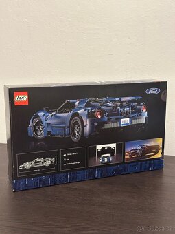 LEGO Technic 42154 2022 Ford GT - 2