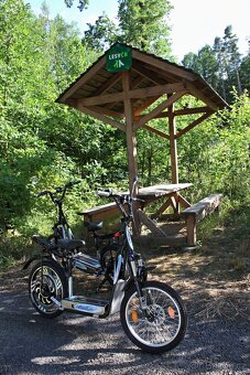 Prodám elektrokoloběžku PERUT - 2