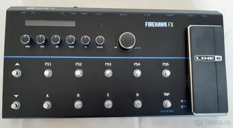 Kytarový multiefekt -LINE 6 FIREHAWK FX - 2