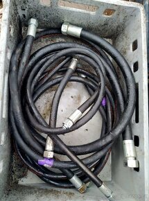 hadice na hydrauliku - 2
