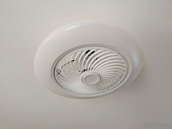 Stropní ventilátor se LED světlem - 2
