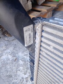 VW Touareg 7P0 chladič turba - 2