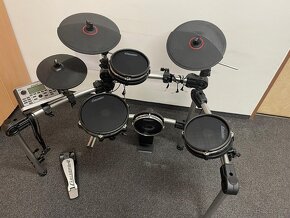Prodáme elektrické bicí CSD400 Black - 2