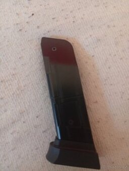 Airsoft pistole - 2
