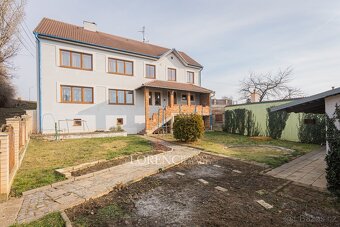 Prostorný dvougenerační rodinný dům s širokým využitím, 327 - 2