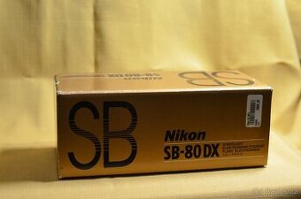 Nikon SB-80DX - 2