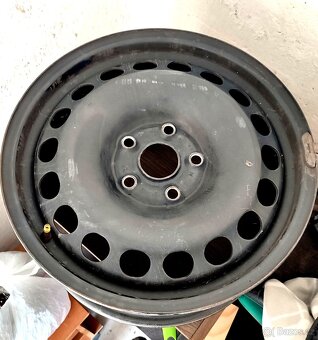Prodám 4ks ocel.disků Škoda Yeti - 2