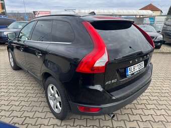 Volvo XC60 4X4 2,4D 136 KW MANUÁL - 2