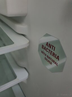 lednička BOSCH bez mrazáku - 2