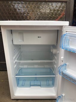 LEDNICE BEKO. - 2