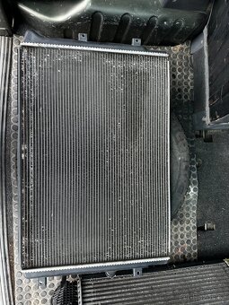 Chladič na vodu octavia Rs 2.0 tdi 125 kw - 2