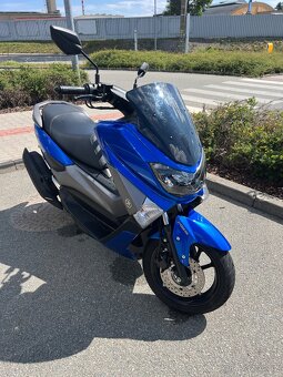 Yamaha NMAX 125 (2018) – 5600 km, TOP stav - 2