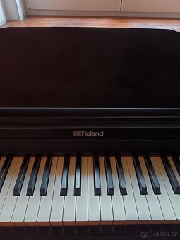 Elektrické piano Roland rp 102 - 2