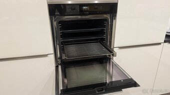 MIELE trouba vestavěná horkovzdušná - 2